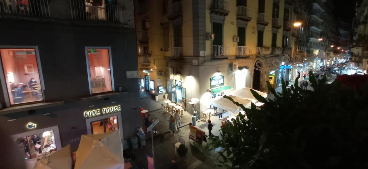 La Residenza Napoli Short Let Monolocale Standard Via Chiaia 82 Napoli Nápoles Exterior foto